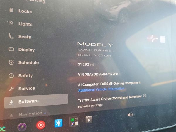 2024 TESLA MODEL Y
