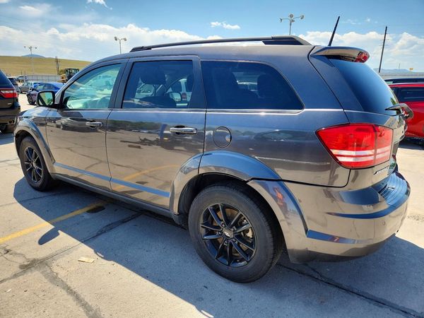 2020 DODGE JOURNEY SE