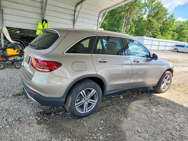 2022 MERCEDES-BENZ GLC GLC300