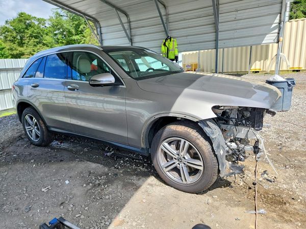 2022 MERCEDES-BENZ GLC GLC300