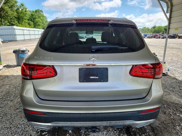 2022 MERCEDES-BENZ GLC GLC300