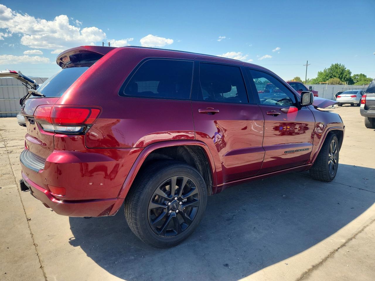 2017 JEEP GRAND CHEROKEE LAREDO 4X4