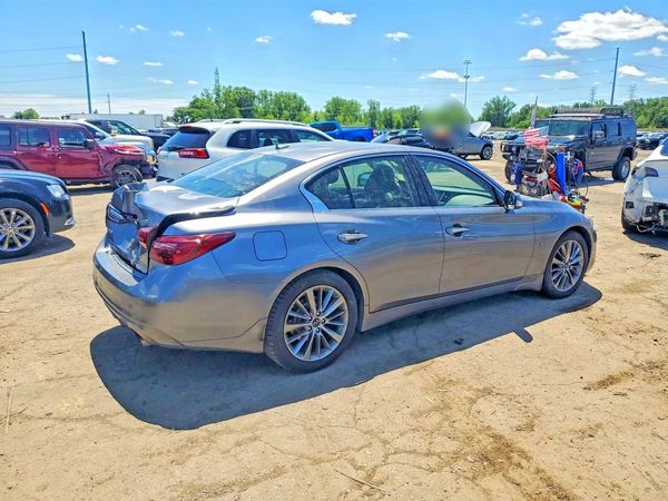 2018 INFINITI Q50