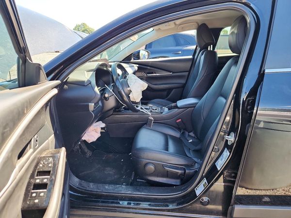 2024 MAZDA CX-30 Select Sport Package