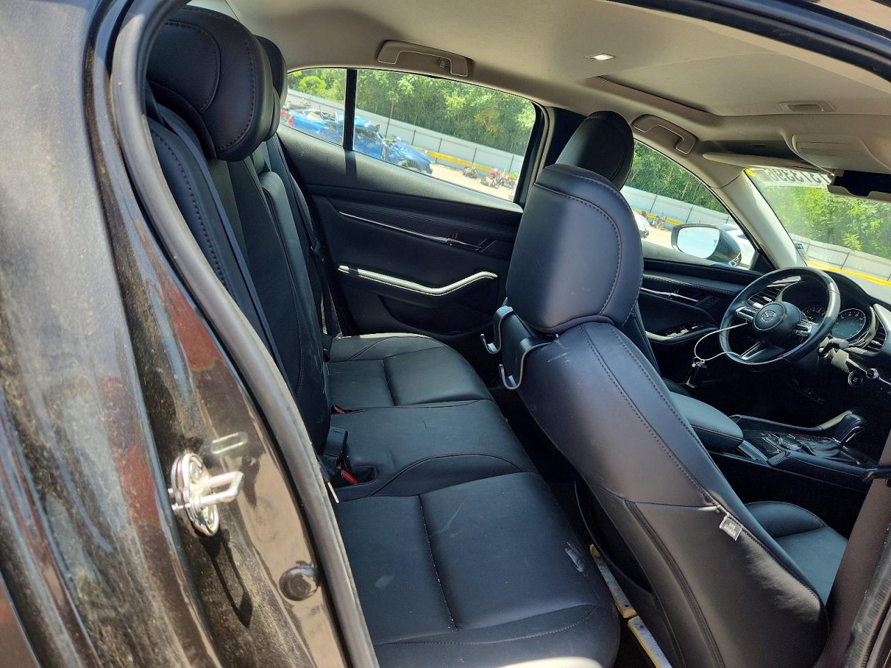 2022 MAZDA 3 Preferred Package