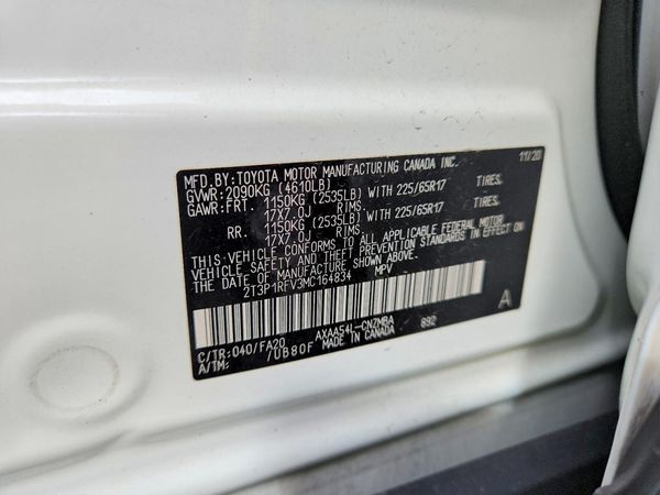 2021 TOYOTA RAV4 XLE