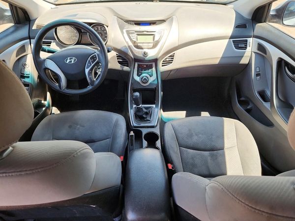 2012 HYUNDAI ELANTRA GLS(Middle grade)
