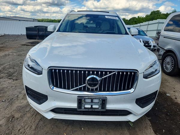 2021 VOLVO XC90