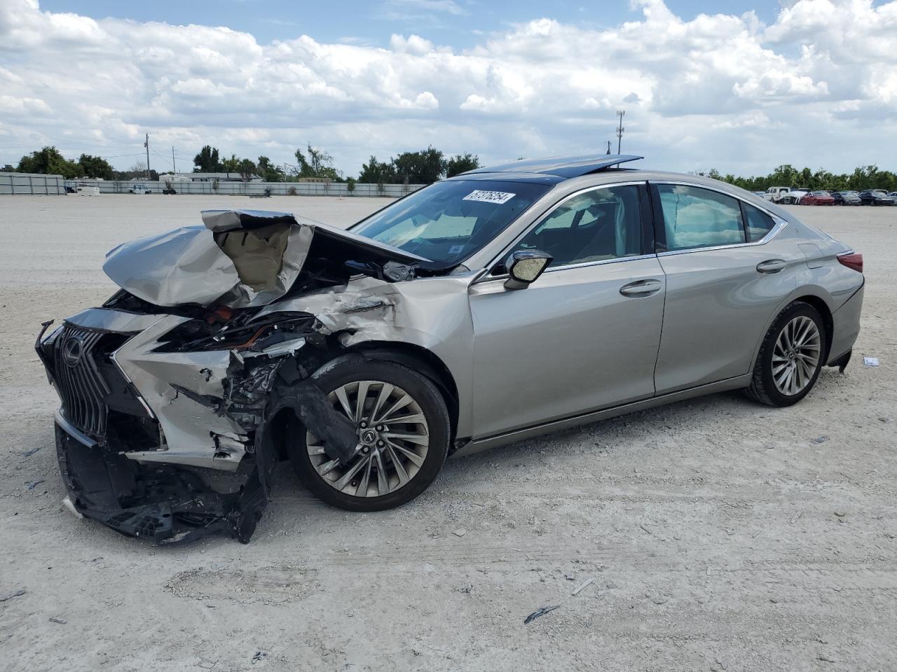 2019 LEXUS ES 350