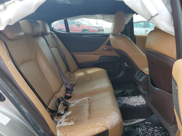 2019 LEXUS ES 350
