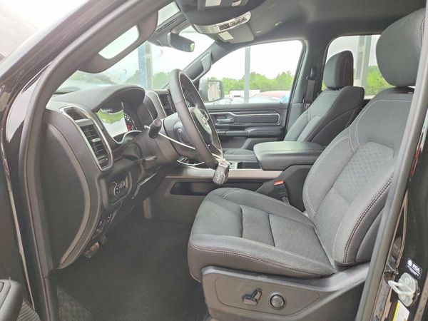 2025 RAM 1500 Big Horn/Lonestar