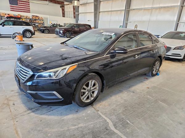 2016 HYUNDAI SONATA — DSFA — Front 3/4