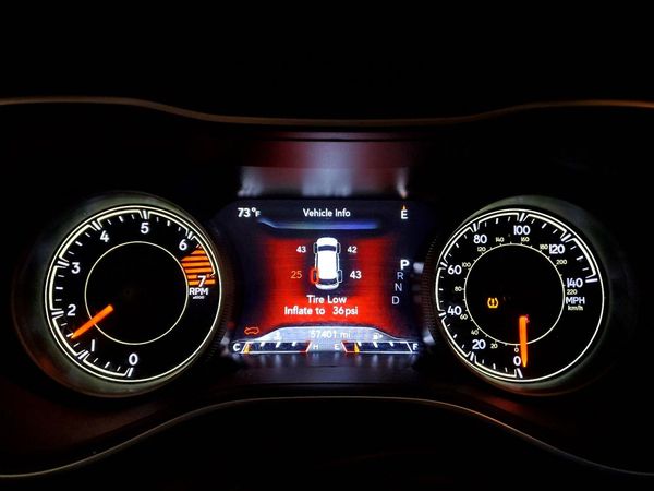 2023 JEEP CHEROKEE Altitude Lux, Altitude