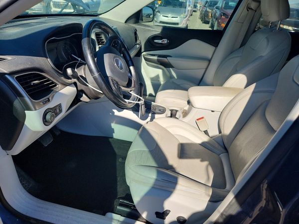 2021 JEEP CHEROKEE LATITUDE LUX 4X4