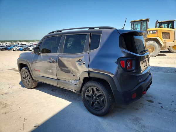 2018 JEEP RENEGADE Trailhawk