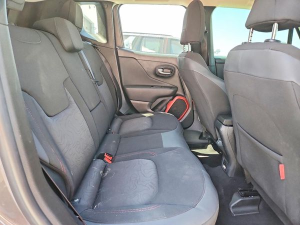 2018 JEEP RENEGADE Trailhawk
