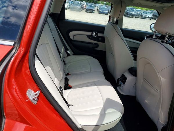 2017 MINI COOPER