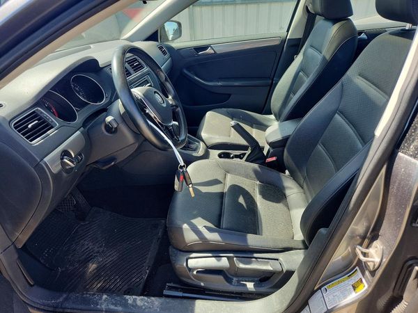 2017 VOLKSWAGEN JETTA