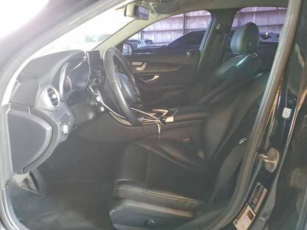 2016 MERCEDES-BENZ 300 C