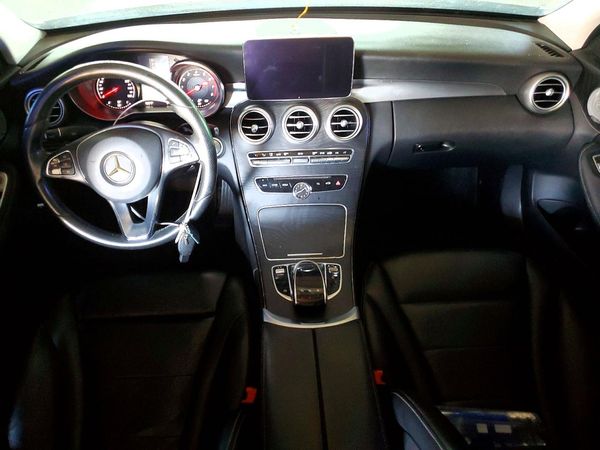 2016 MERCEDES-BENZ 300 C