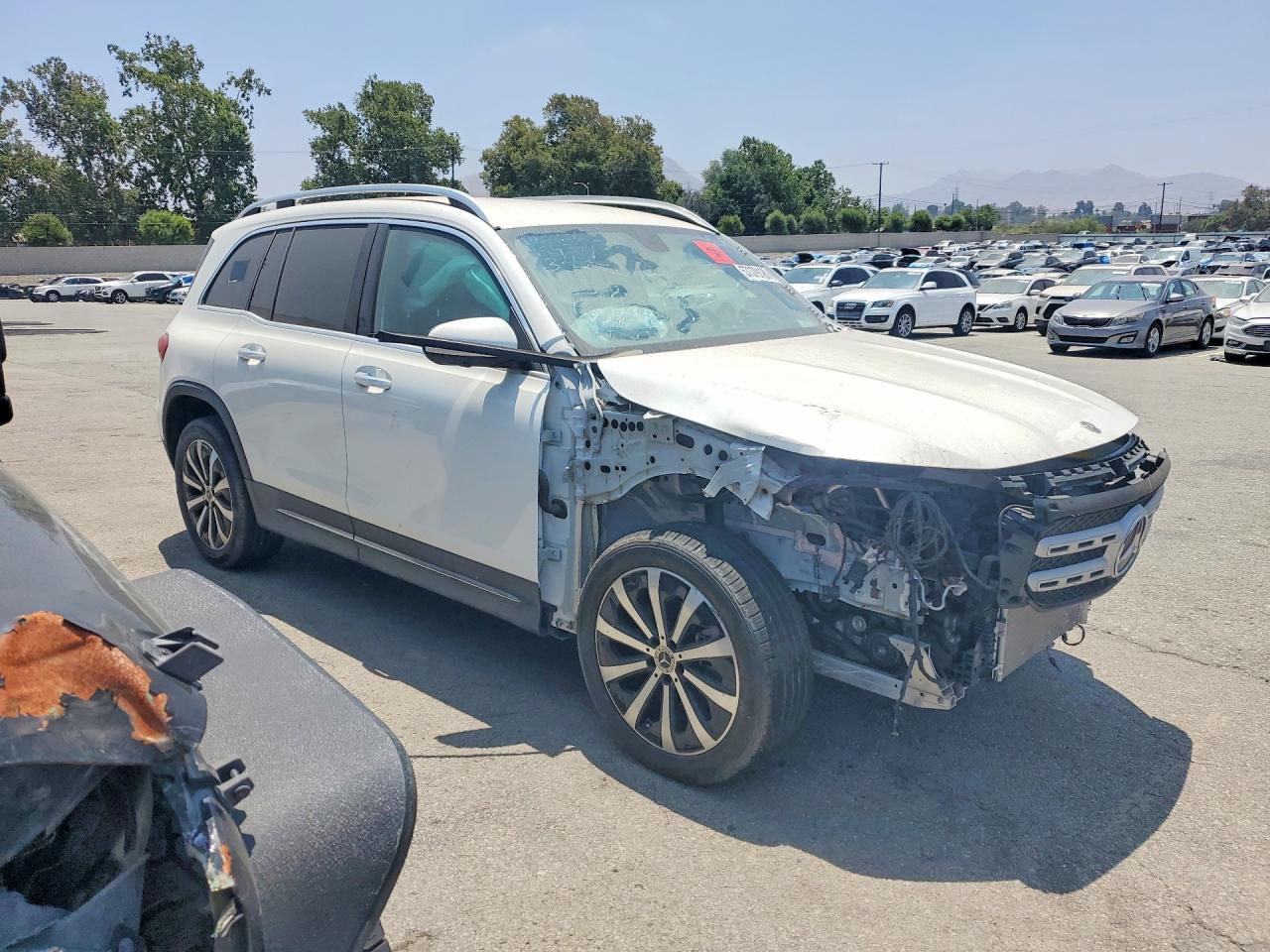 2022 MERCEDES-BENZ GLB GLB250