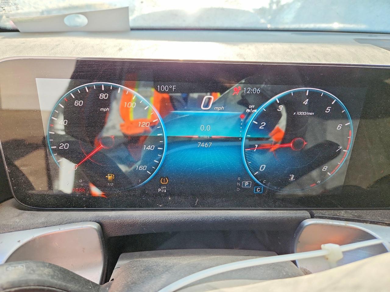 2022 MERCEDES-BENZ GLB GLB250