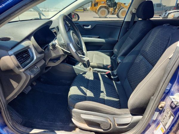 2020 KIA RIO 5-DOOR LX, S