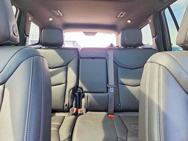 2023 CADILLAC XT6 Luxury