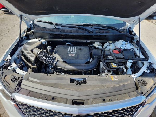 2023 CADILLAC XT6 Luxury