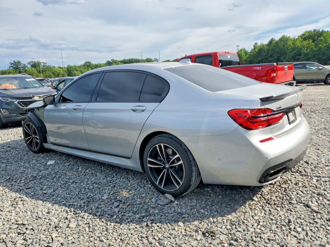 2017 BMW 750 xDrive