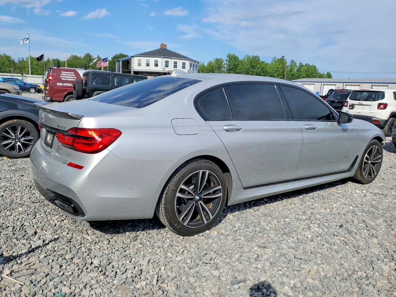2017 BMW 750 xDrive