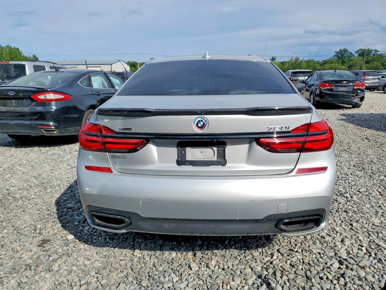 2017 BMW 750 xDrive