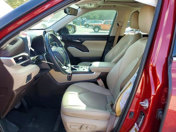 2021 TOYOTA HIGHLANDER