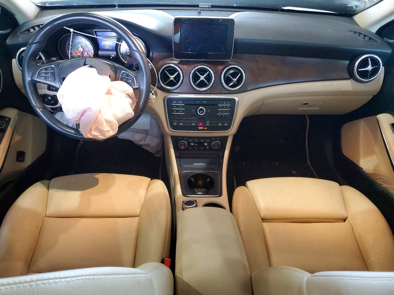 2017 MERCEDES-BENZ GLA GLA250-4M