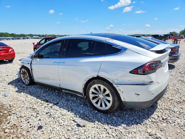 2021 TESLA MODEL X