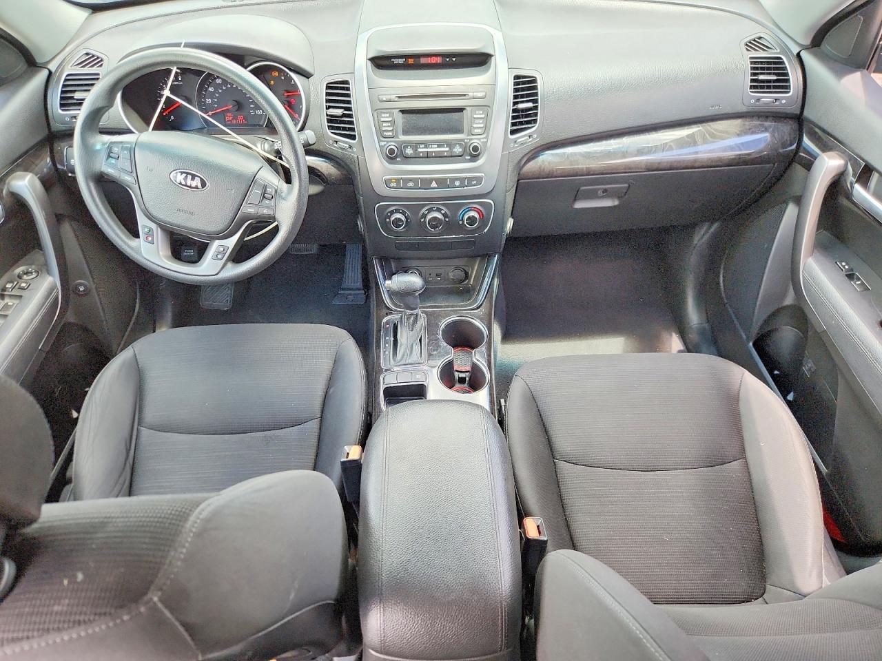 2015 KIA SORENTO GL