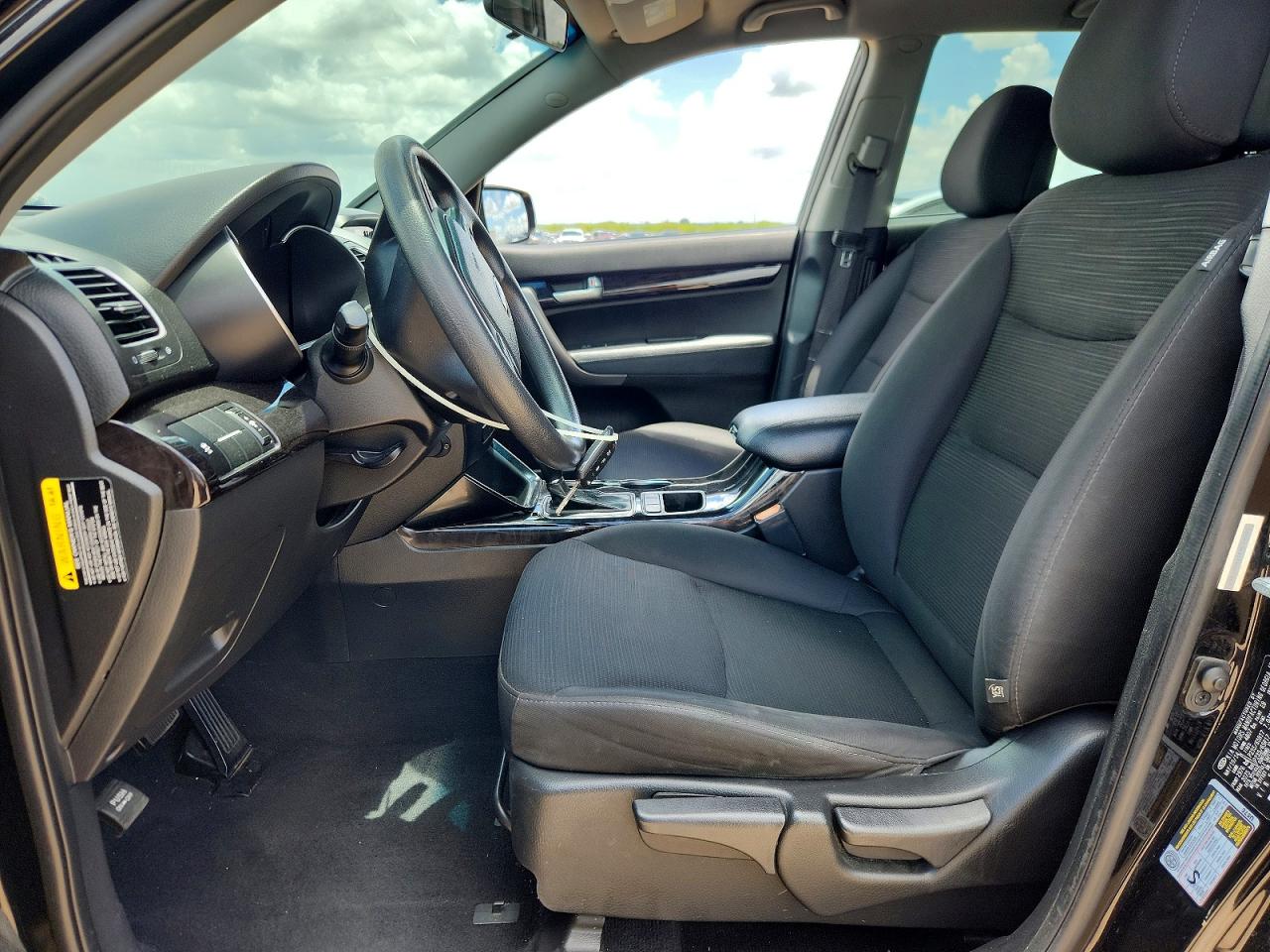 2015 KIA SORENTO GL