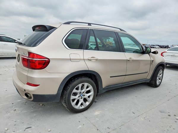 2013 BMW X5 xDrive35i