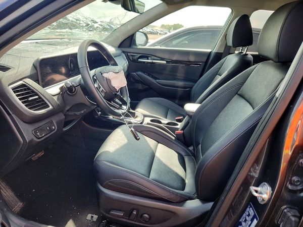 2025 KIA SELTOS EX