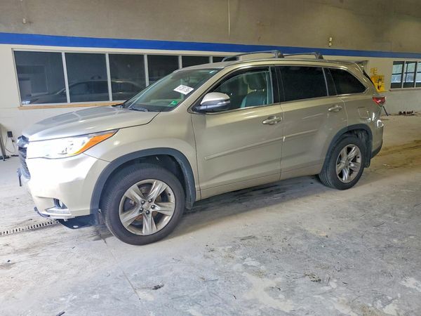 2015 TOYOTA HIGHLANDER