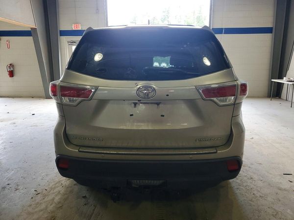 2015 TOYOTA HIGHLANDER