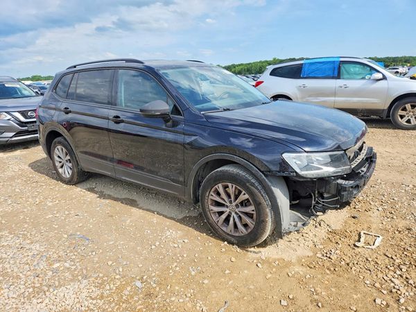 2018 VOLKSWAGEN TIGUAN 4Motion S