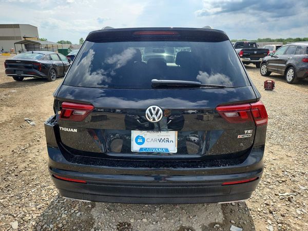 2018 VOLKSWAGEN TIGUAN 4Motion S