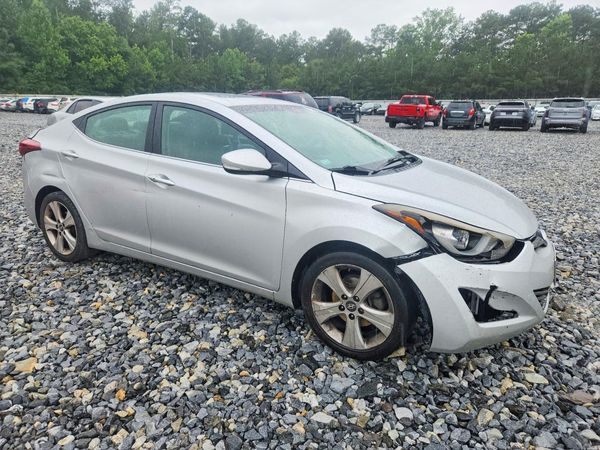 2014 HYUNDAI ELANTRA GLS (Middle)