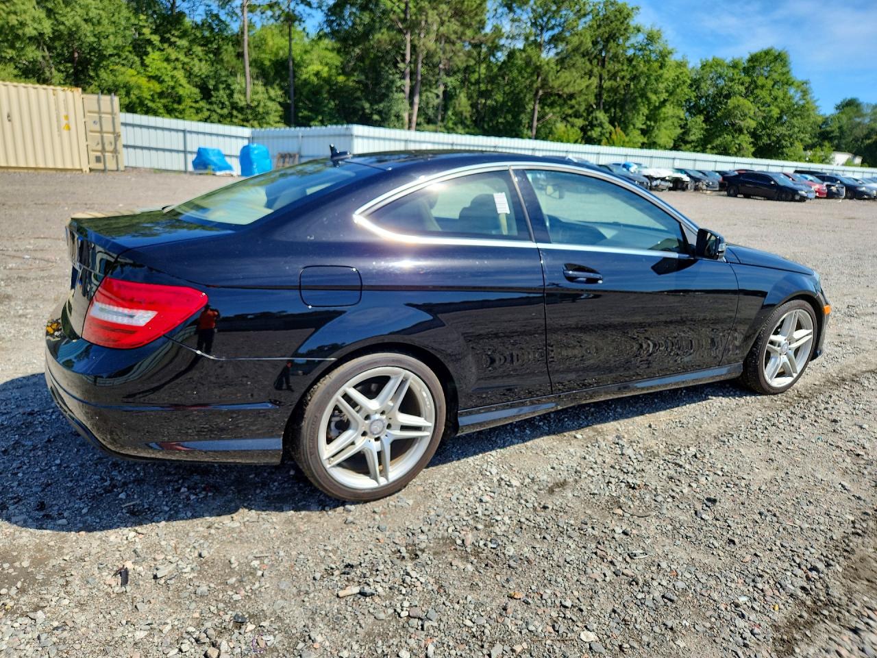 2015 MERCEDES-BENZ C C250
