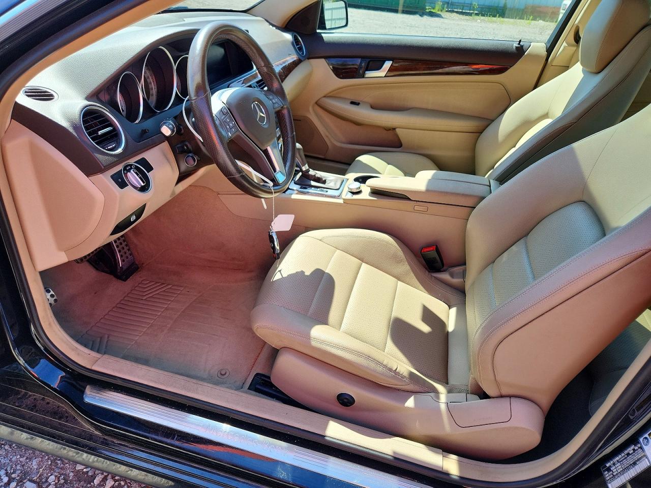 2015 MERCEDES-BENZ C C250