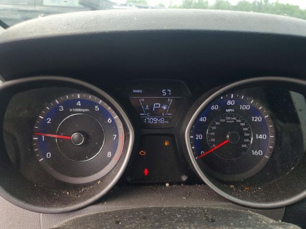 2015 HYUNDAI ELANTRA