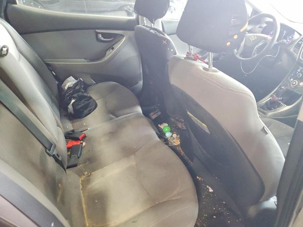 2015 HYUNDAI ELANTRA