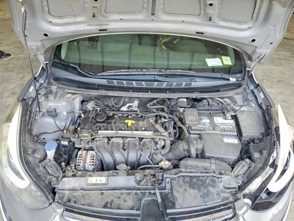 2015 HYUNDAI ELANTRA