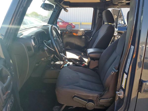 2017 JEEP WRANGLER UNLIMITED SPORT 4X4